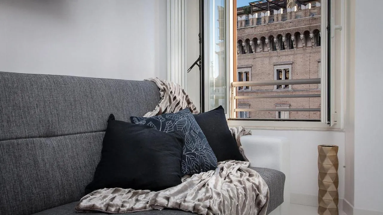 Piazza Venezia White Apartments Roma