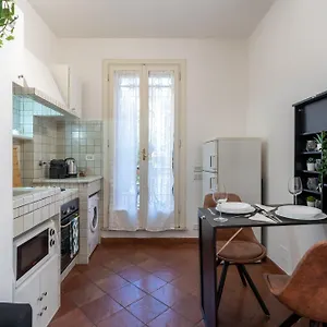 Appartamento A Due Fermate Dal Colosseowi-fi & Netflix Gratis, Roma