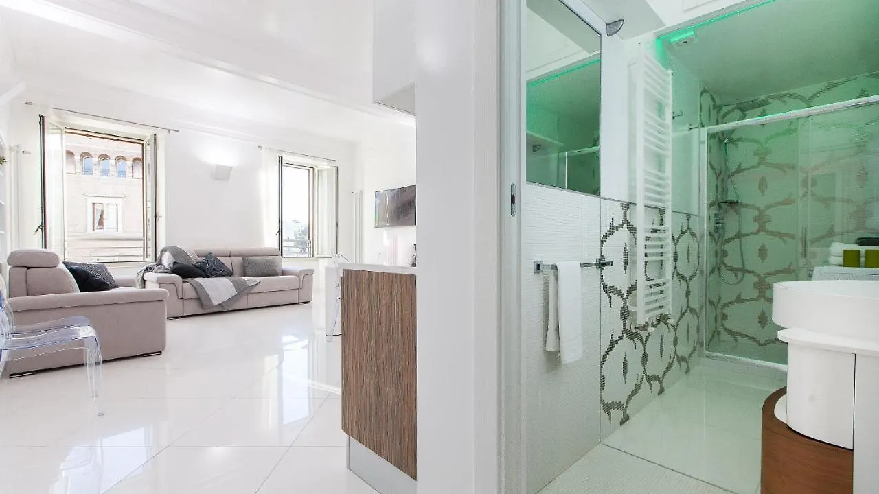 Piazza Venezia White Apartments روما